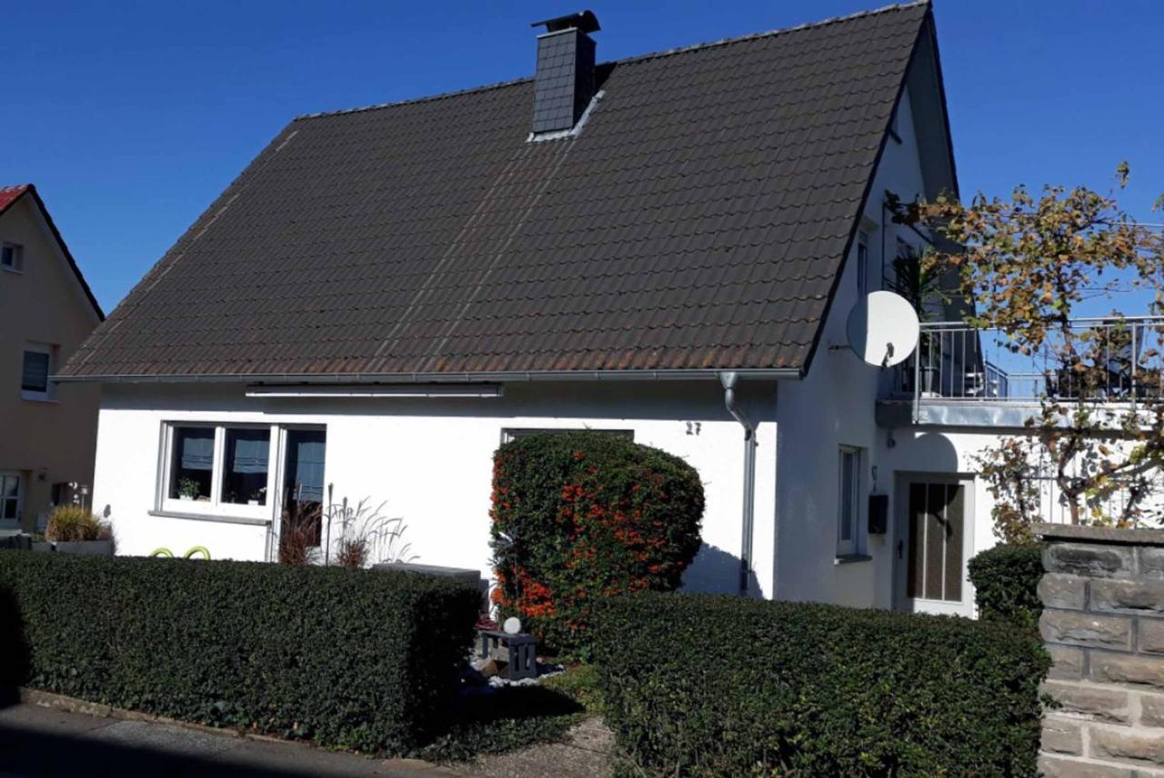 Ferienwohnung "Auszeit" Hofheim in Unterfranken エクステリア 写真