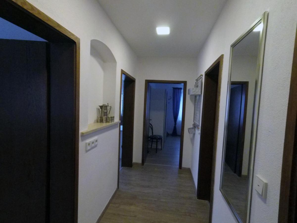 Ferienwohnung "Auszeit" Hofheim in Unterfranken エクステリア 写真